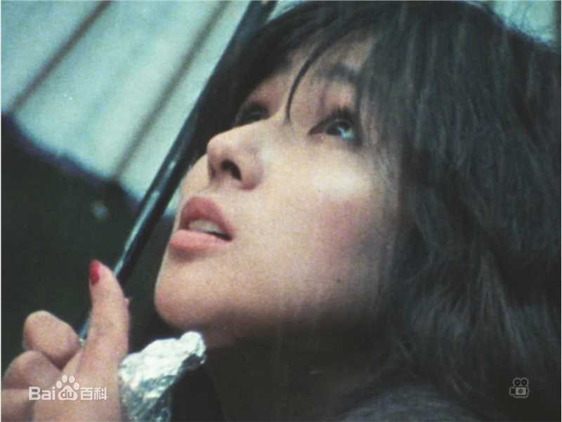 秋吉久美子(Onodera Kumiko)在电影《可爱的恶魔》中的