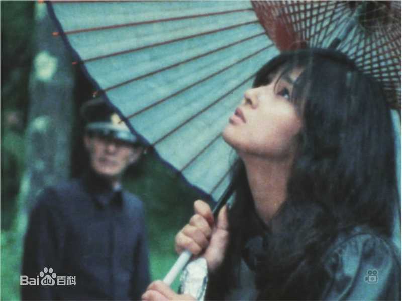 秋吉久美子(Onodera Kumiko)在电影《可爱的恶魔》中的