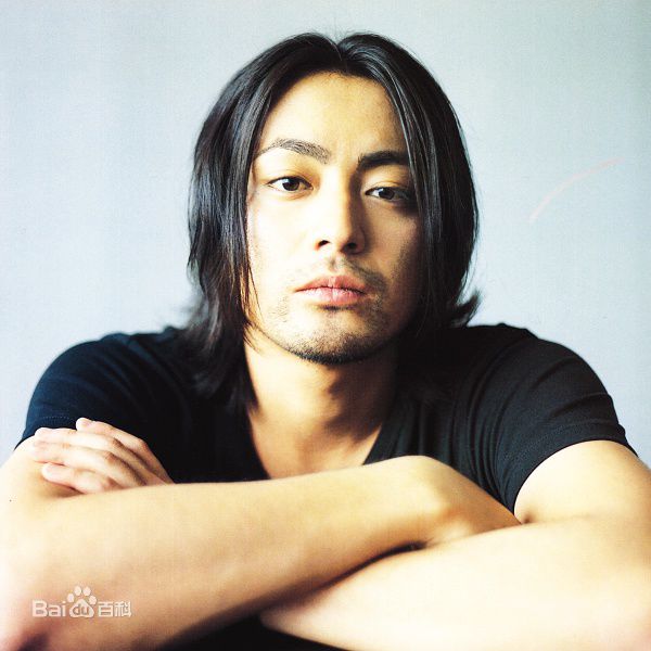 山田孝之(やまだ たかゆき)最新壁纸