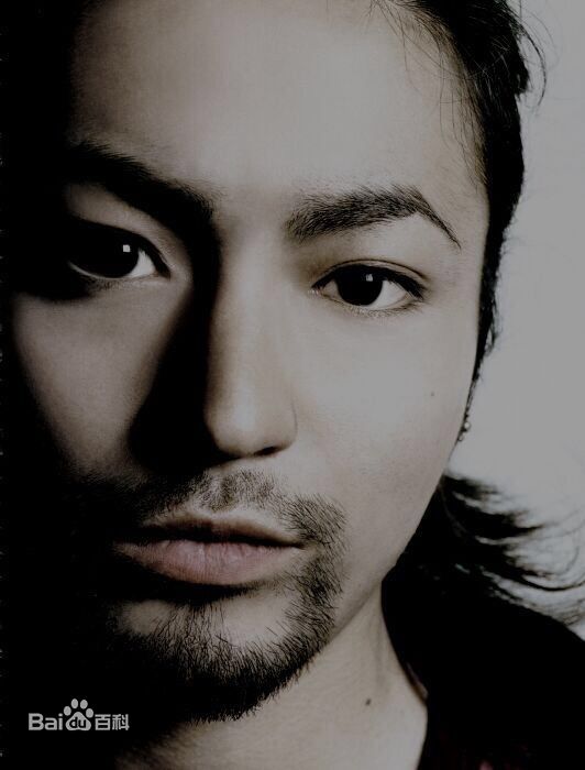 山田孝之(やまだ たかゆき)最新壁纸