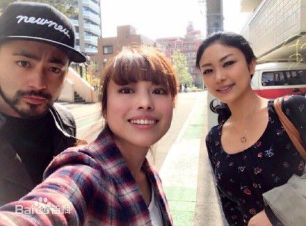 山田孝之(やまだ たかゆき)和家人、朋友前后照片