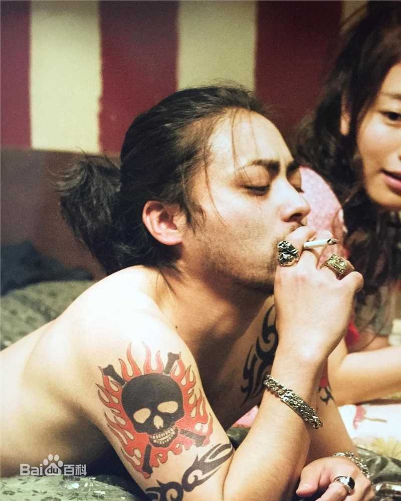 山田孝之(やまだ たかゆき)电影角色年表壁纸壁纸