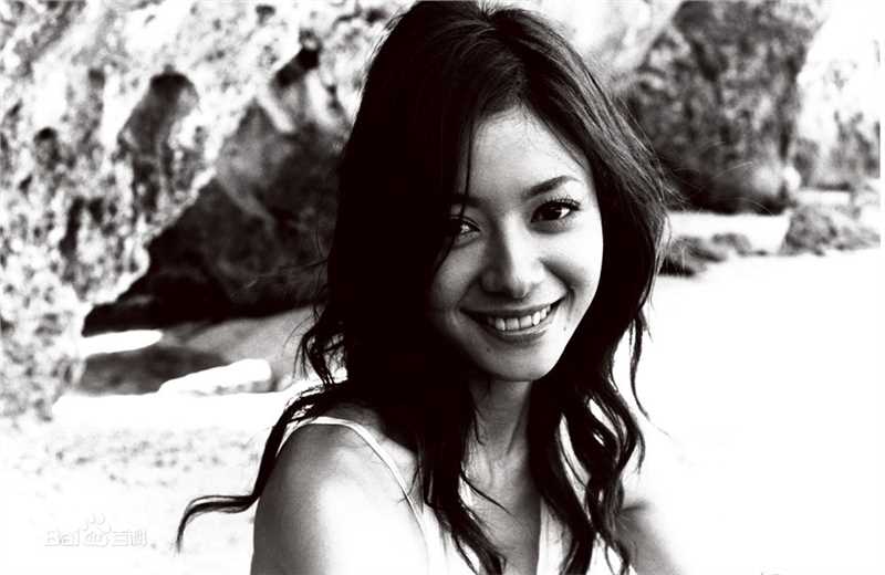 真木阳子、真木洋子(日文名：真木よう子（まき ようこ）)真木阳子素颜照相册