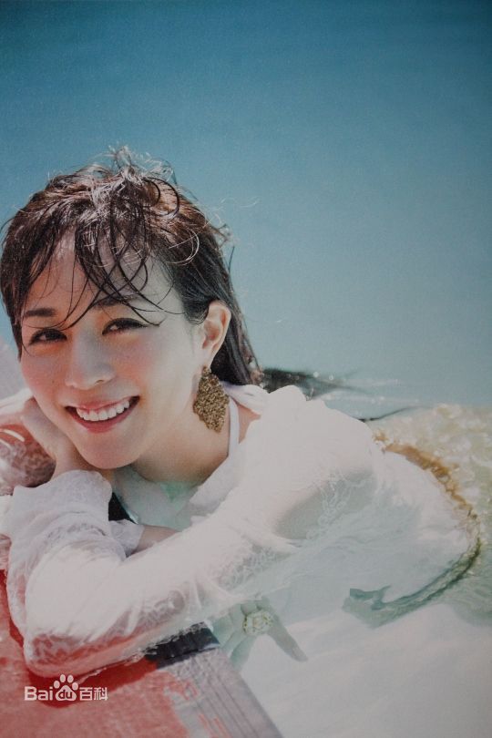 比嘉爱未(ひが まなみ/Higa Manami)高清集《clear》图集