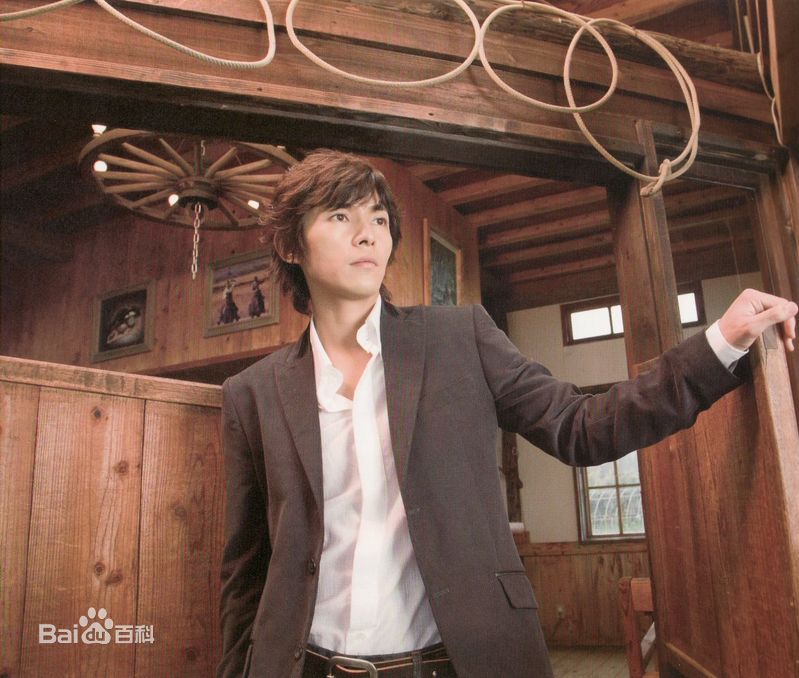 藤木直人(Naohito Fujiki)场刊前后照片