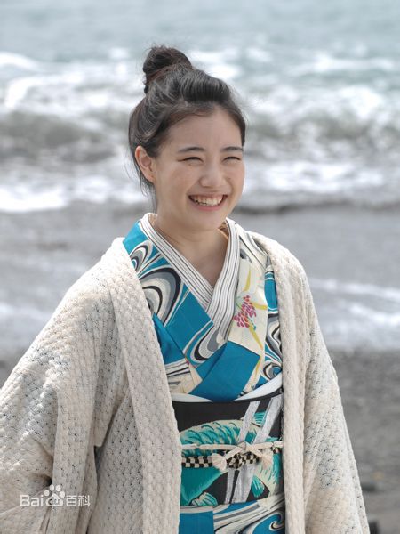 苍井优(あおい ゆう、Yu Aoi)和服壁纸壁纸