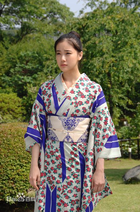 苍井优(あおい ゆう、Yu Aoi)和服壁纸壁纸
