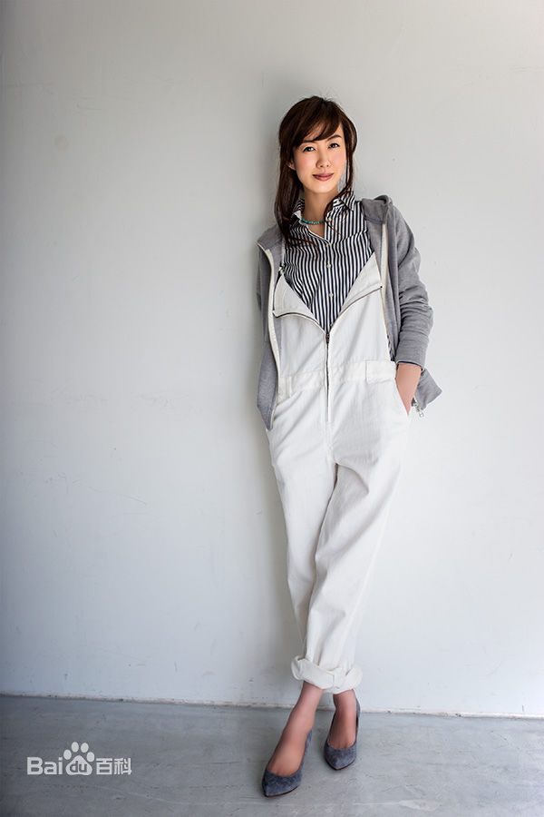 友坂理惠(Rie Tomosaka (ともさかりえ))最优质  相册