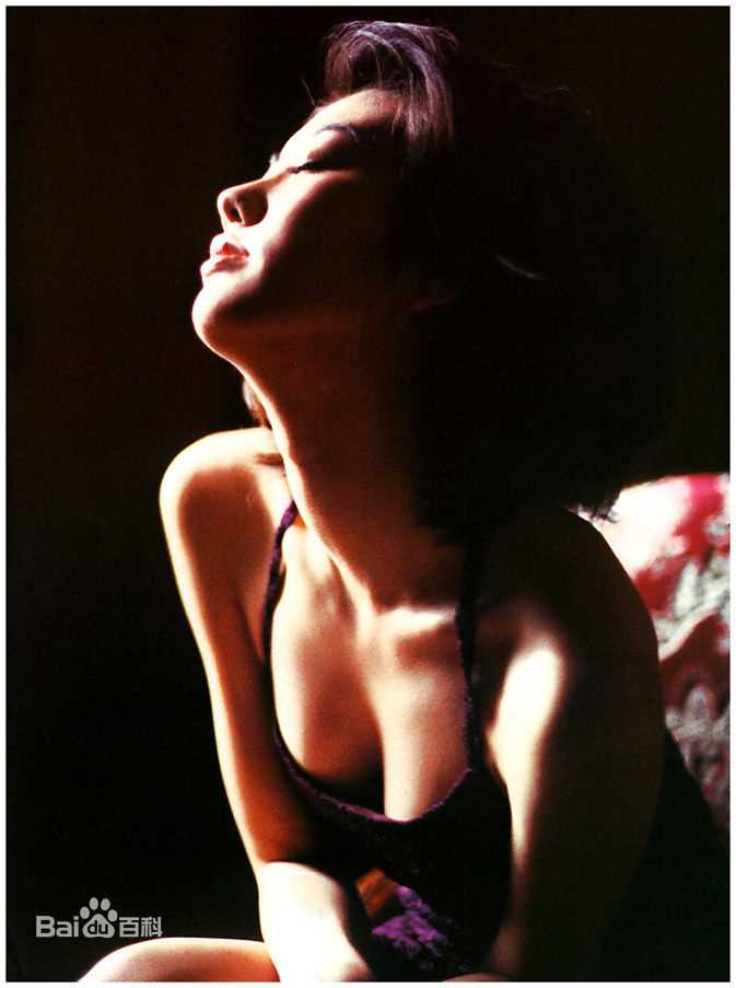 友坂理惠(Rie Tomosaka (ともさかりえ))精彩图册