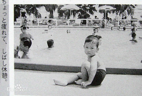 柏原崇(Takashi Kashiwabara)小时候前后照片