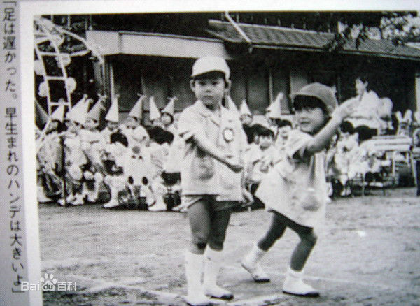 柏原崇(Takashi Kashiwabara)小时候前后照片