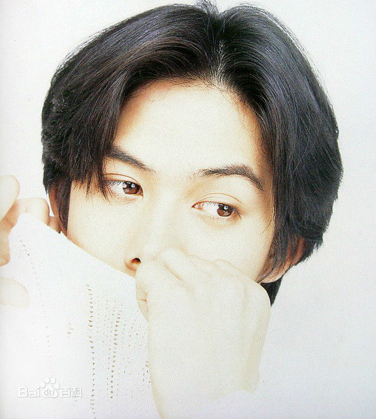 最新柏原崇(Takashi Kashiwabara)性感图片