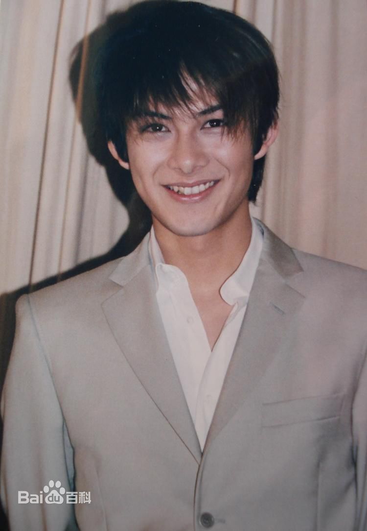 最新柏原崇(Takashi Kashiwabara)精彩图册