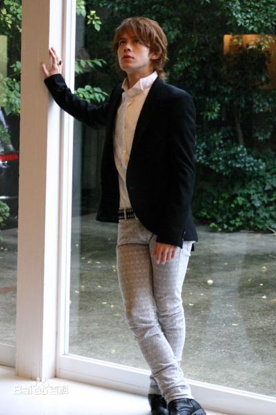 瑛士(ウエンツ、Wentz Eiji)