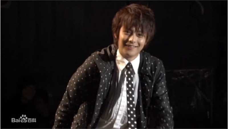 瑛士(ウエンツ、Wentz Eiji)活动照性感图片壁纸