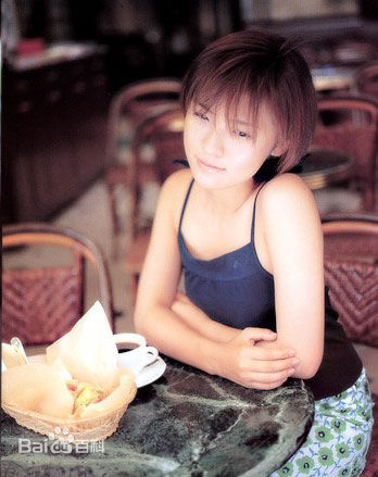 星野真里(MARI HOSHINO)生活照