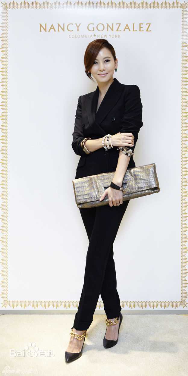 最新金南珠(Kim Nam-joo)精彩图册