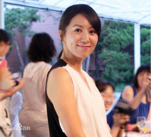 精选金喜爱(，Kim Hee Ae)精彩图册