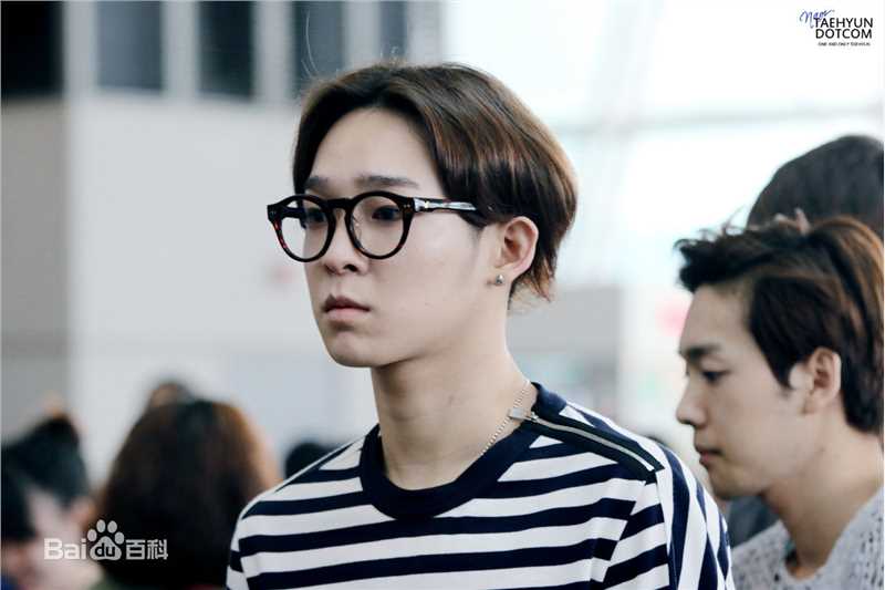 南太铉(/Nam TaeHyun)机场图图片图册