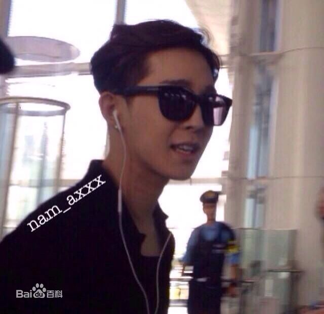 南太铉(/Nam TaeHyun)机场图图片图册