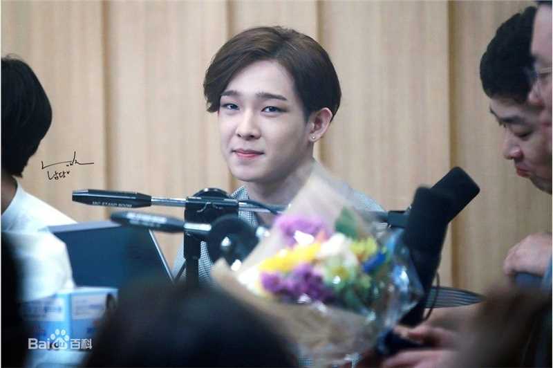 南太铉(/Nam TaeHyun)演艺活动性感图片图集