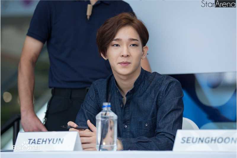 南太铉(/Nam TaeHyun)演艺活动性感图片图集