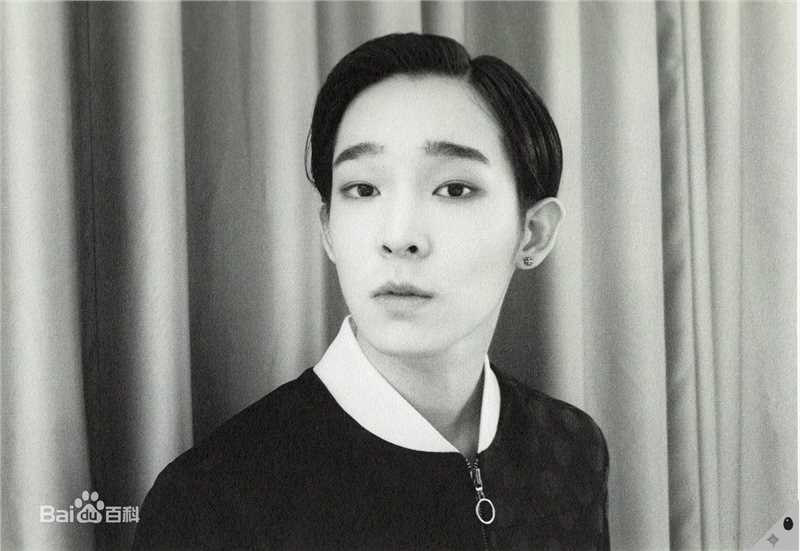 高清南太铉(/Nam TaeHyun)在专辑《2014SS》照片中的图集