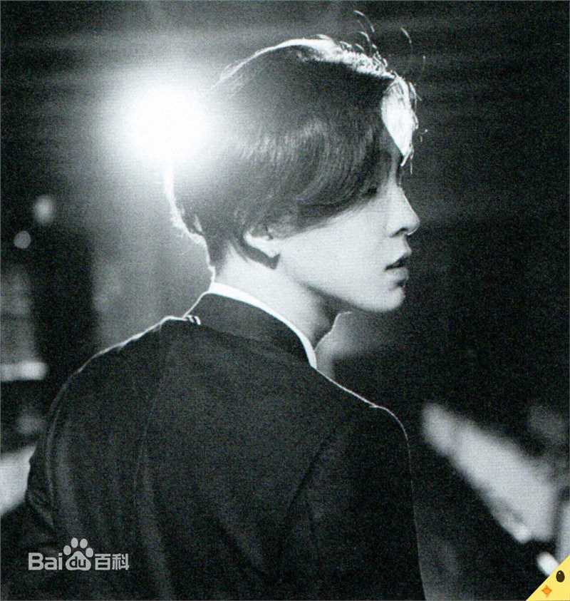 高清南太铉(/Nam TaeHyun)在专辑《2014SS》照片中的图集