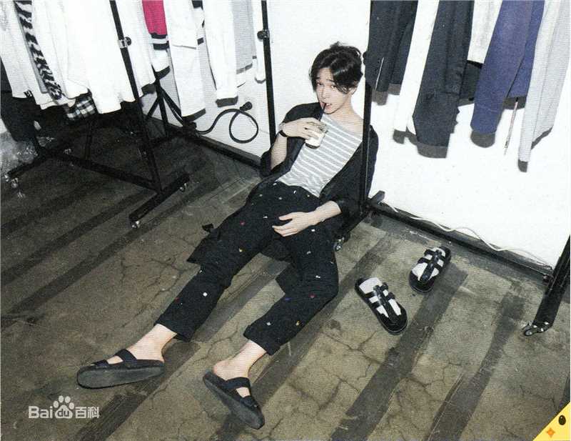 高清南太铉(/Nam TaeHyun)在专辑《2014SS》照片中的图集