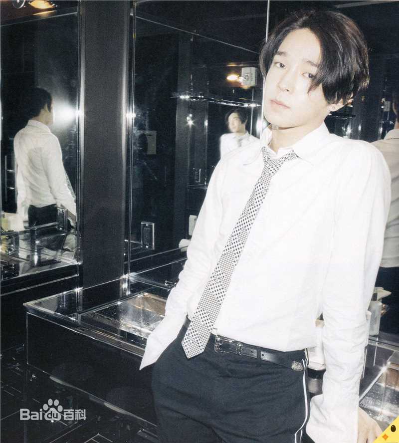 高清南太铉(/Nam TaeHyun)在专辑《2014SS》照片中的图集