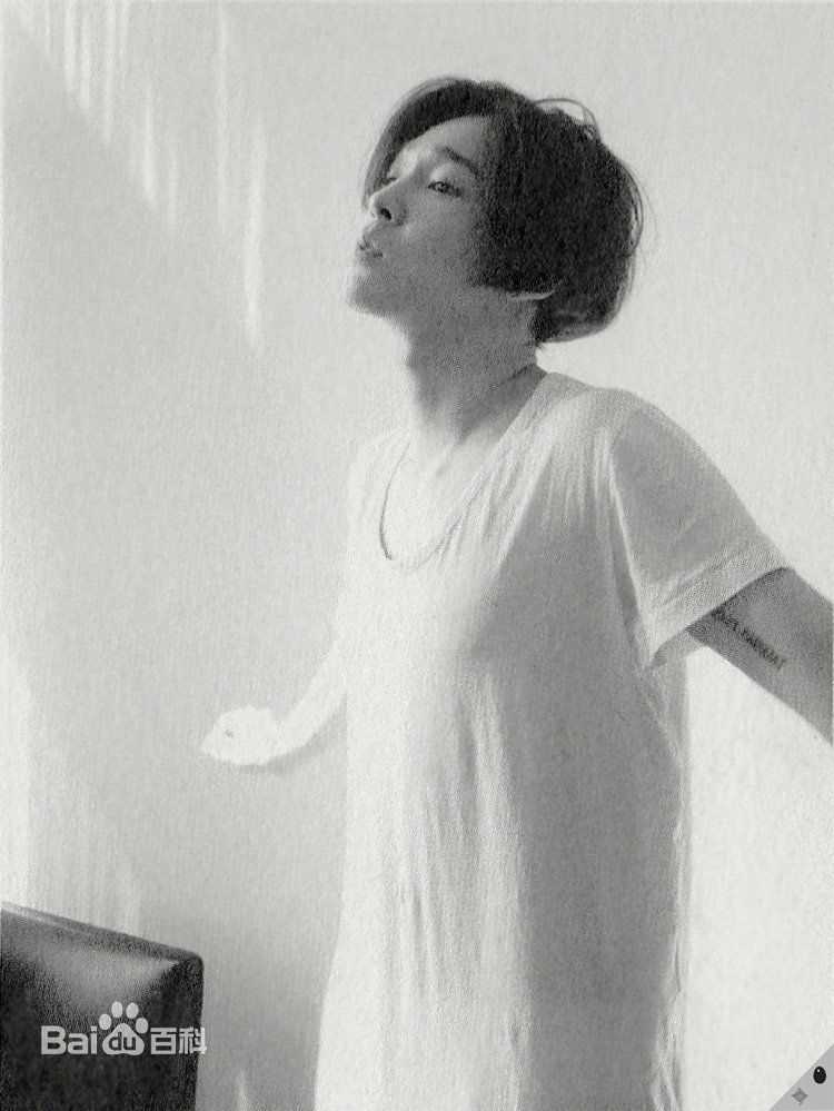 高清南太铉(/Nam TaeHyun)在专辑《2014SS》照片中的图集