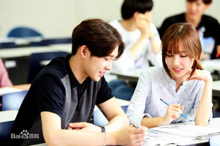 南太铉(/Nam TaeHyun)吞噬月亮图册