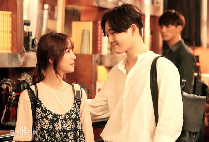 南太铉(/Nam TaeHyun)吞噬月亮图册