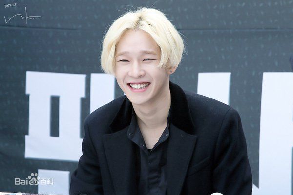 南太铉(/Nam TaeHyun)韩国专辑签售会性感图片图集