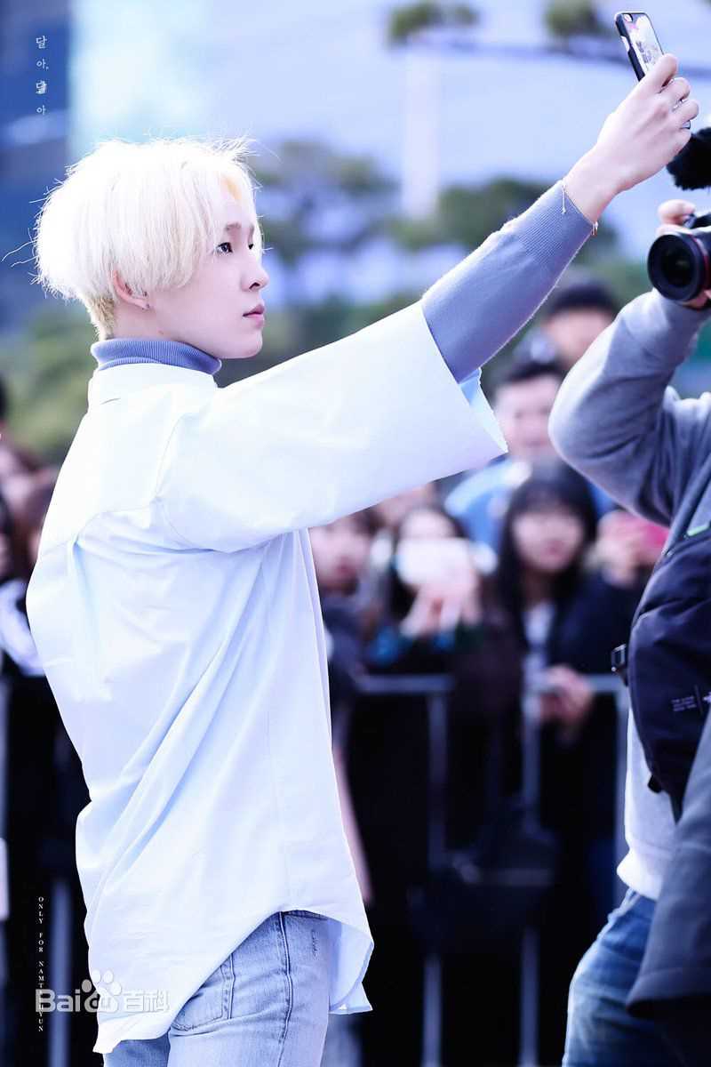 南太铉(/Nam TaeHyun)韩国专辑签售会性感图片图集