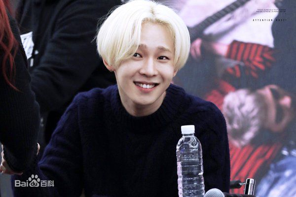 南太铉(/Nam TaeHyun)韩国专辑签售会性感图片图集