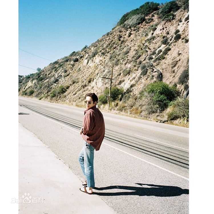 南太铉(/Nam TaeHyun)生活照前后照片