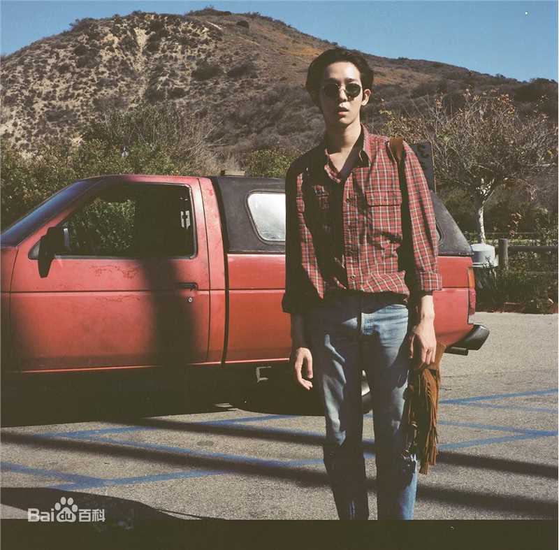 南太铉(/Nam TaeHyun)生活照前后照片