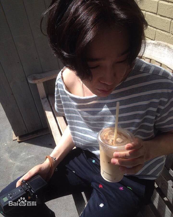 南太铉(/Nam TaeHyun)生活照前后照片