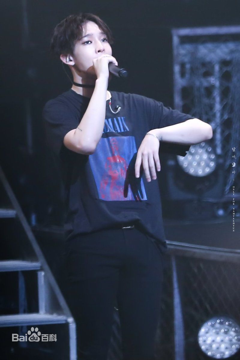 南太铉(/Nam TaeHyun)Japan Tour 日本巡回演唱会性感图片图集