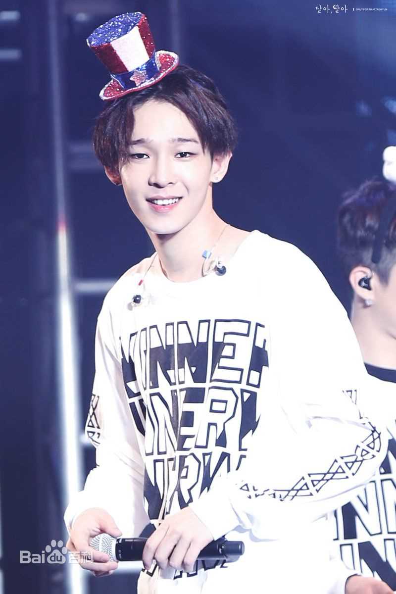 南太铉(/Nam TaeHyun)Japan Tour 日本巡回演唱会性感图片图集