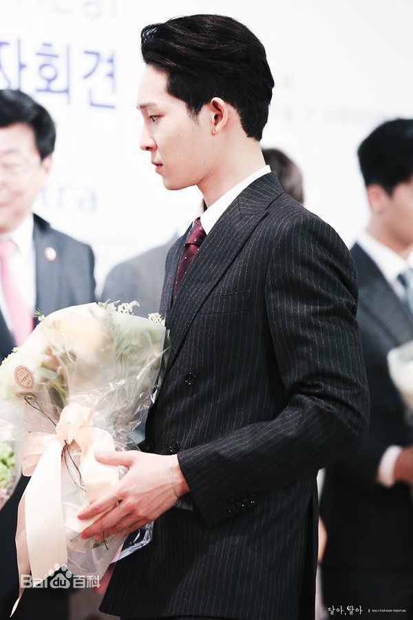 南太铉(/Nam TaeHyun)韩流博览会宣传大使任命仪式前后照片