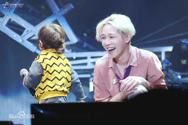 南太铉(/Nam TaeHyun)Korea Tour 韩国巡回演唱会前后照片