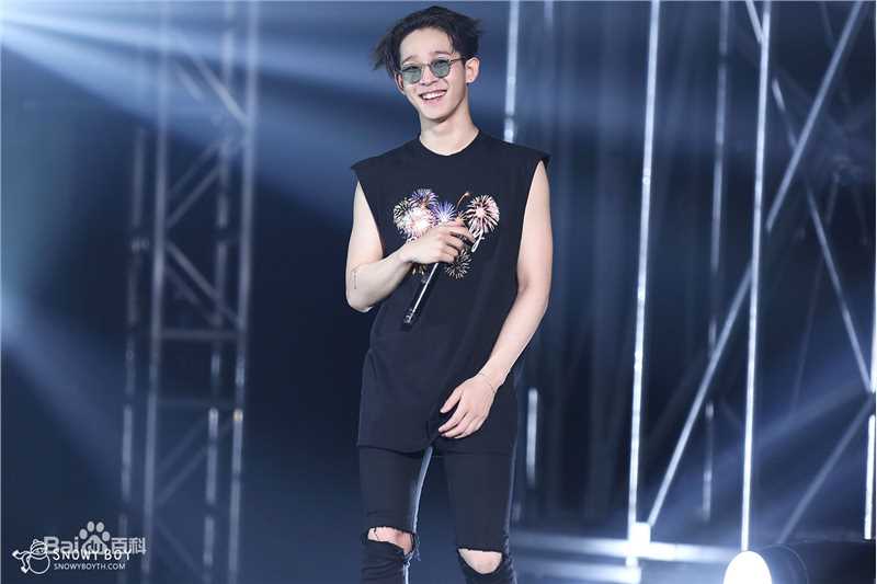 南太铉(/Nam TaeHyun)Korea Tour 韩国巡回演唱会前后照片