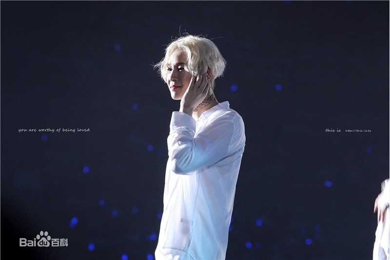 南太铉(/Nam TaeHyun)Korea Tour 韩国巡回演唱会前后照片