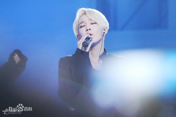 南太铉(/Nam TaeHyun)2016 SIA(Style Icon Asia) 颁奖典礼性感图片图集