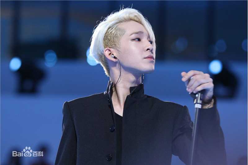 南太铉(/Nam TaeHyun)2016 SIA(Style Icon Asia) 颁奖典礼性感图片图集