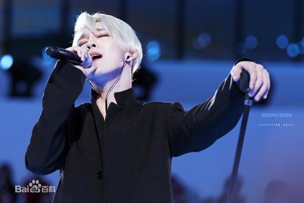 南太铉(/Nam TaeHyun)2016 SIA(Style Icon Asia) 颁奖典礼性感图片图集