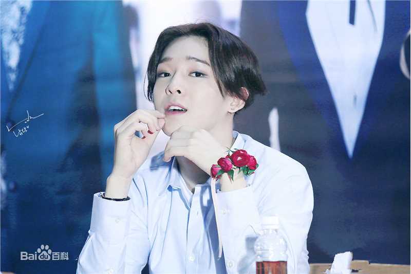 南太铉(/Nam TaeHyun)前后照片