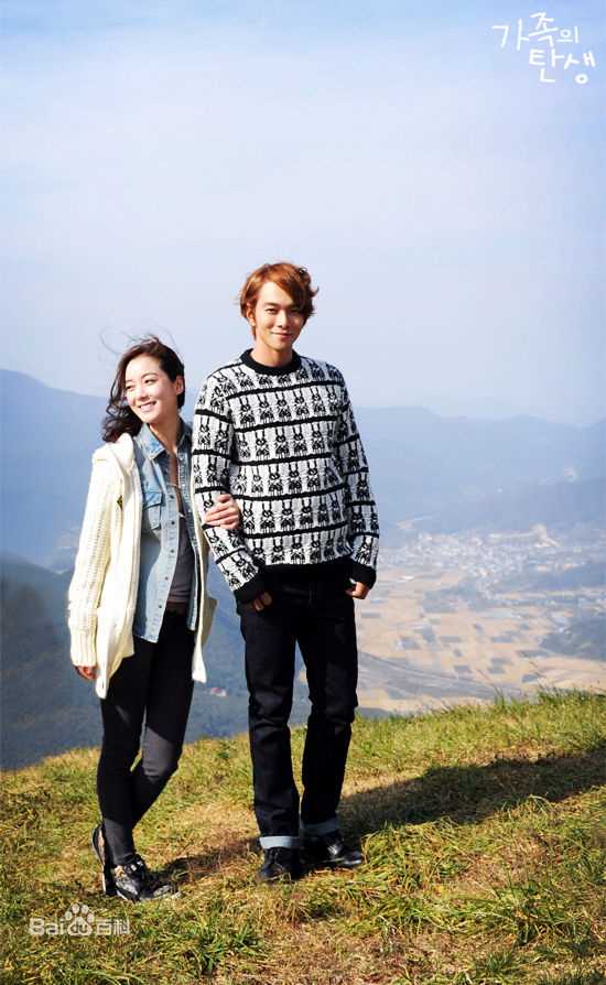 李奎汉(Lee Kyu Han)家族的诞生宣传壁纸壁纸